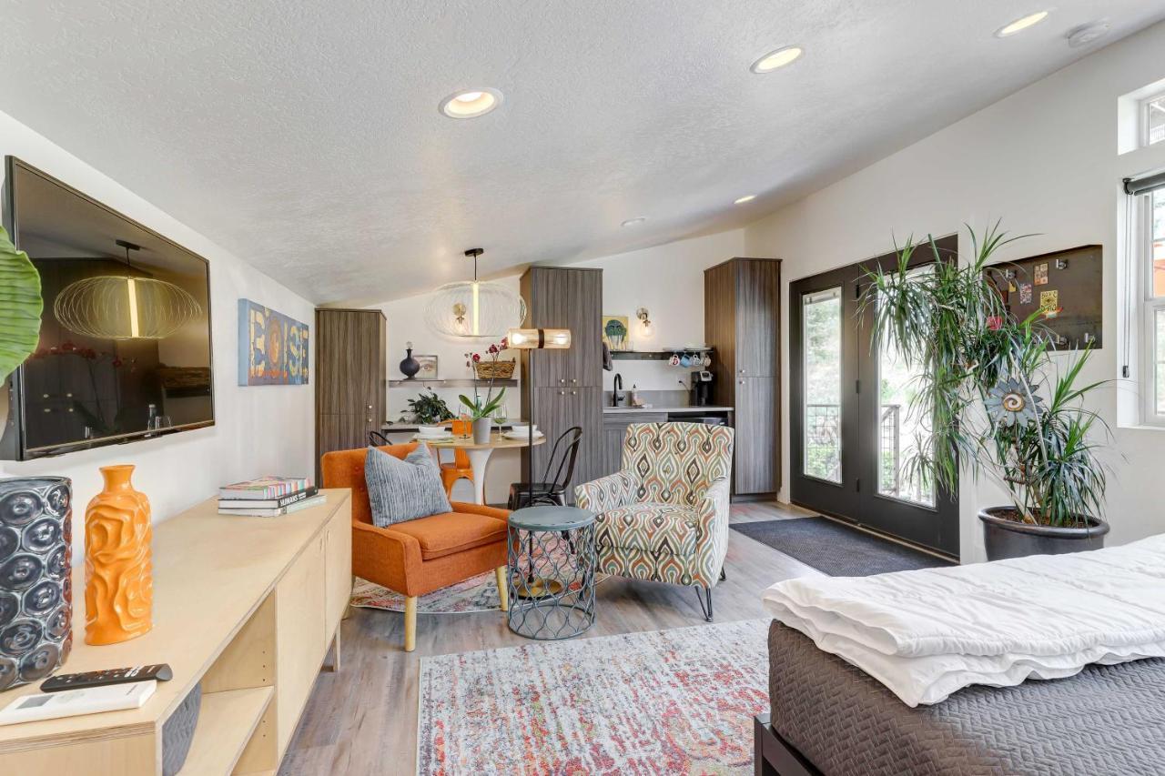 Stylish And Modern Boise Studio With Foothills Views! Buitenkant foto